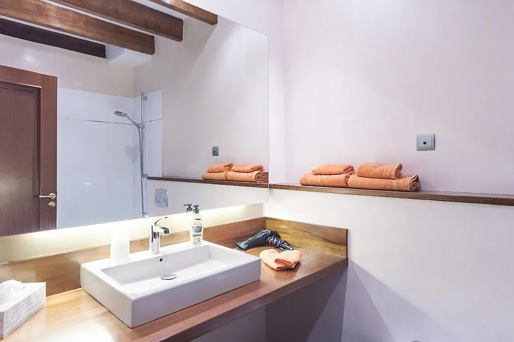 Majestic Holiday Estate in Calvia Villa